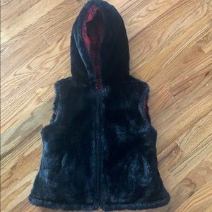 Faux fur reversible vest